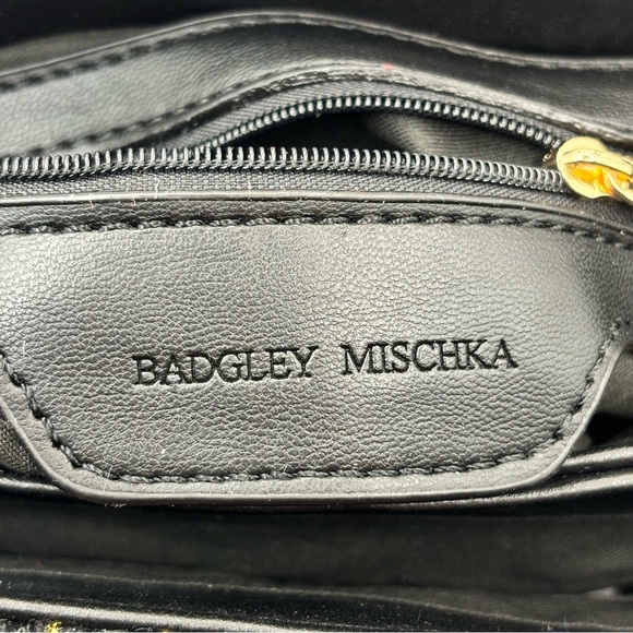 Badgley Mischka Bouclé Tweed Crossbody Bag Vegan leather Black  NEW - Picture 7 of 12